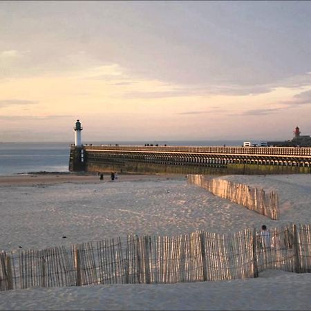 Apartamento Le Vinci Calais Exterior foto